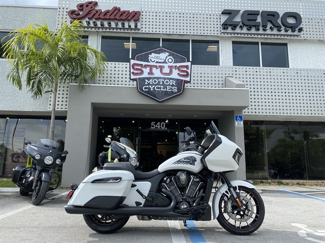 2020 Indian Challenger Dark Horse at Fort Lauderdale