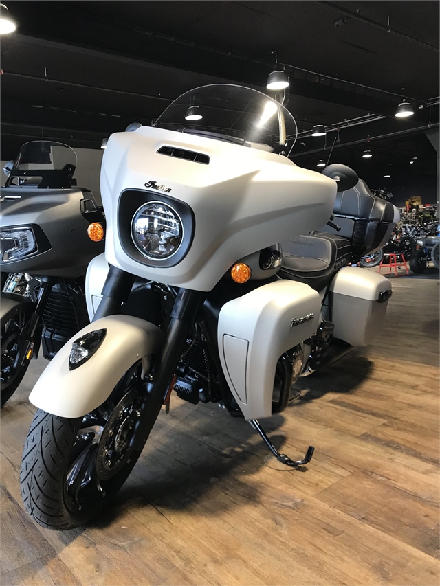 2023 Indian Motorcycle Roadmaster Dark Horse at Guy's Outdoor Motorsports & Marine