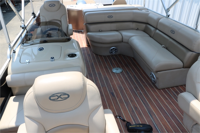 2014 Xcursion X21F at Jerry Whittle Boats