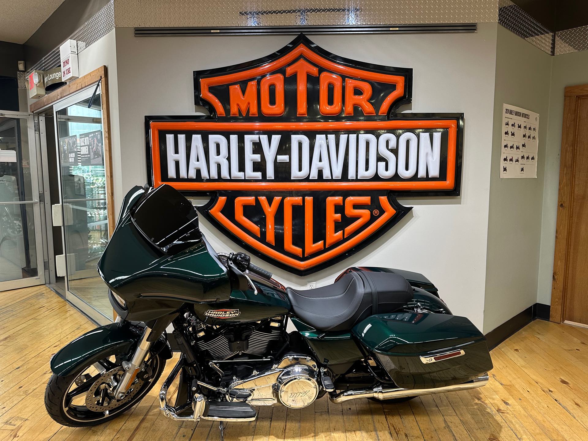 2024 Harley-Davidson Street Glide Base at Zips 45th Parallel Harley-Davidson