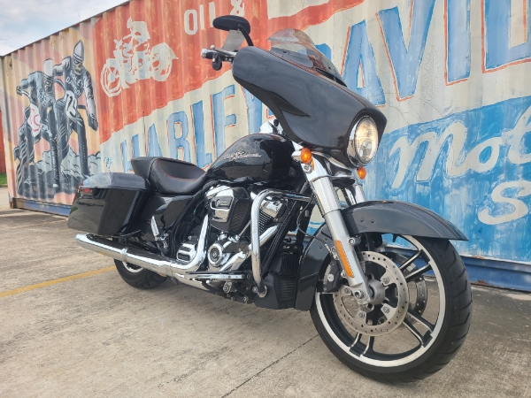 2018 Harley-Davidson Street Glide Base at Gruene Harley-Davidson