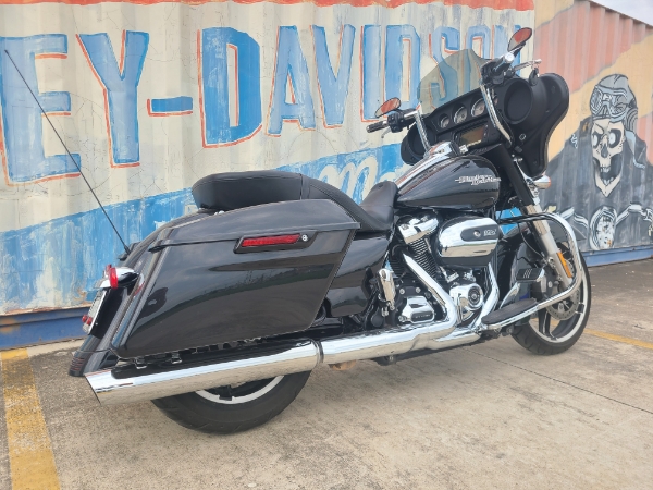 2018 Harley-Davidson Street Glide Base at Gruene Harley-Davidson