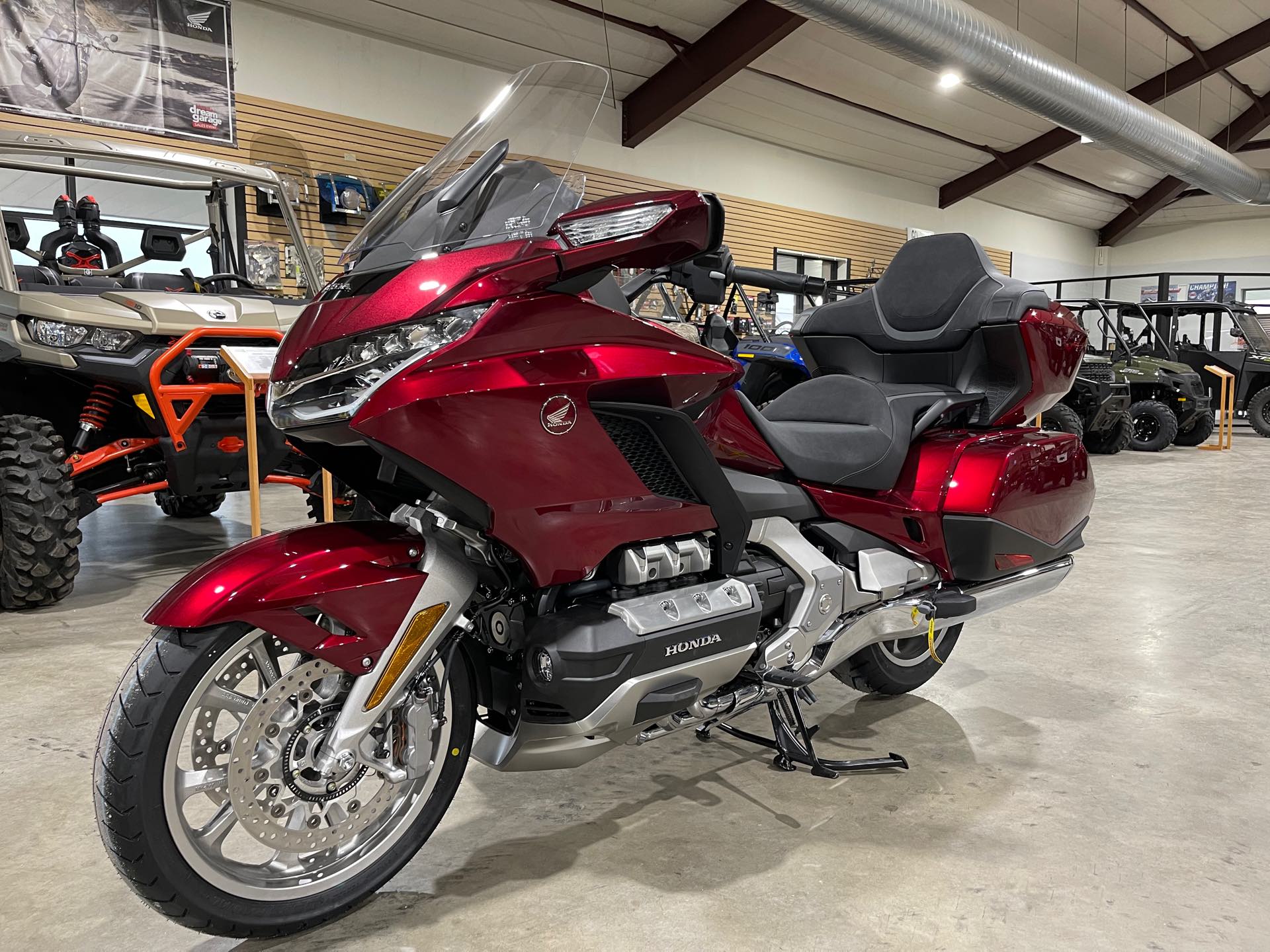 2023 Honda Gold Wing Tour Automatic DCT at El Campo Cycle Center
