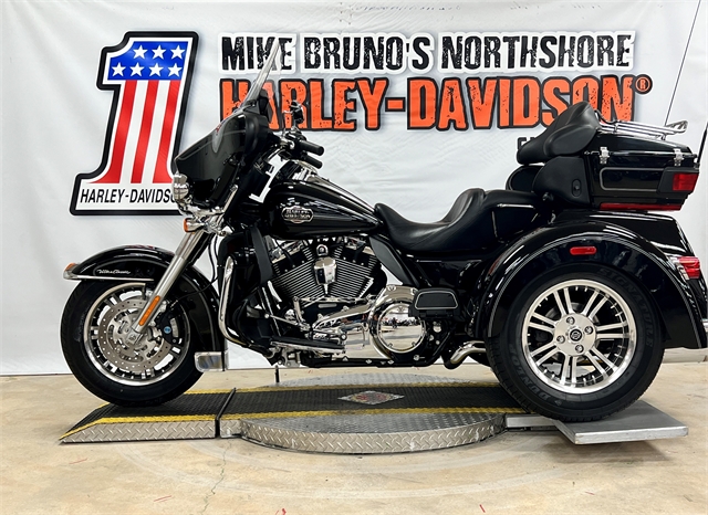 2010 Harley-Davidson Trike Tri Glide Ultra Classic at Mike Bruno's Northshore Harley-Davidson