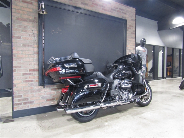 2019 Harley-Davidson Electra Glide Ultra Classic at Cox's Double Eagle Harley-Davidson