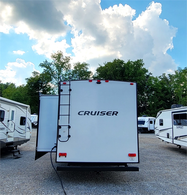 2022 CrossRoads Cruiser Aire CR32BH at Lee's Country RV