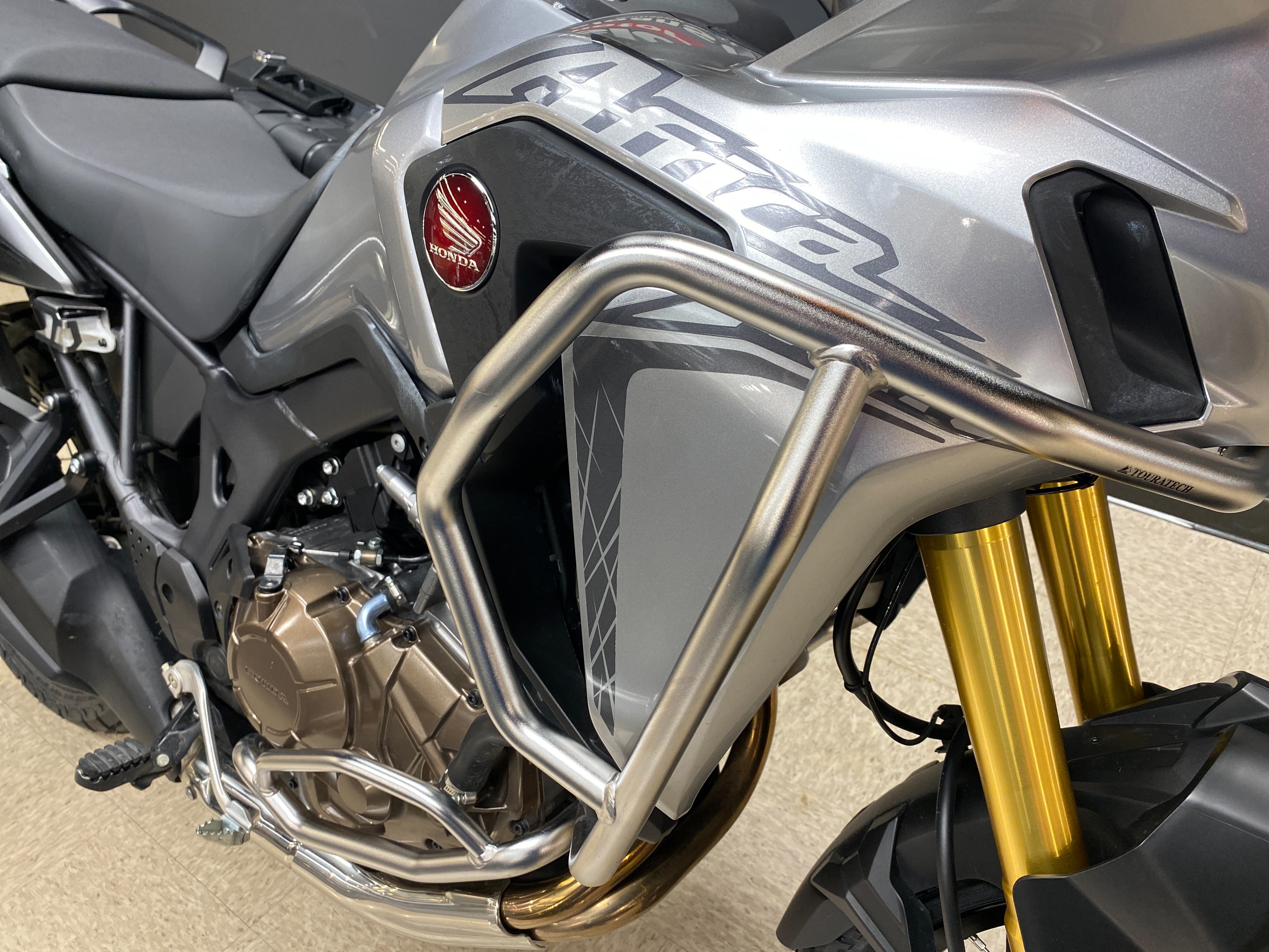 2016 Honda Africa Twin Base at Sloans Motorcycle ATV, Murfreesboro, TN, 37129
