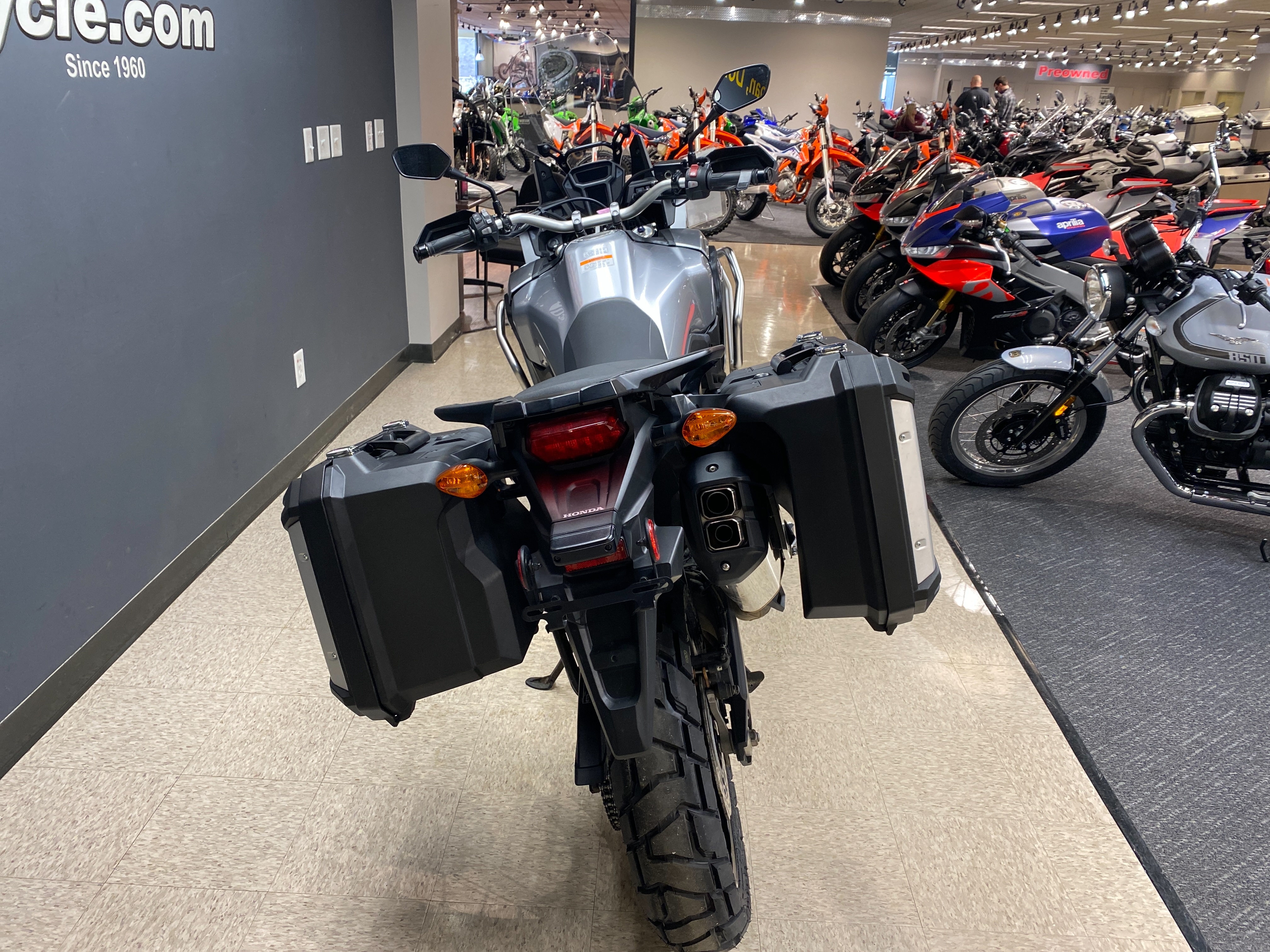2016 Honda Africa Twin Base at Sloans Motorcycle ATV, Murfreesboro, TN, 37129