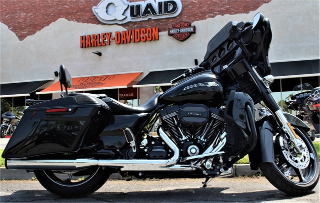 2016 Harley-Davidson Street Glide CVO Street Glide at Quaid Harley-Davidson, Loma Linda, CA 92354