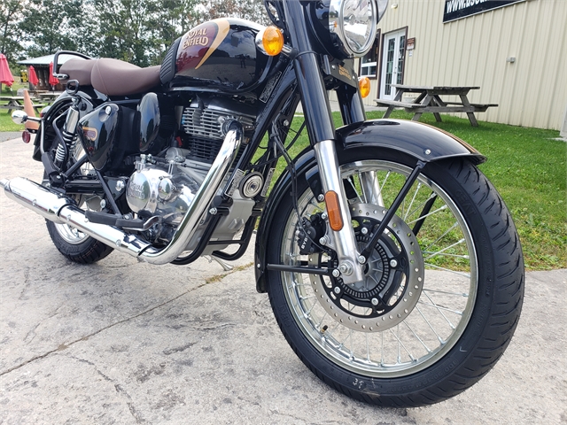2022 Royal Enfield Classic 350 at Classy Chassis & Cycles