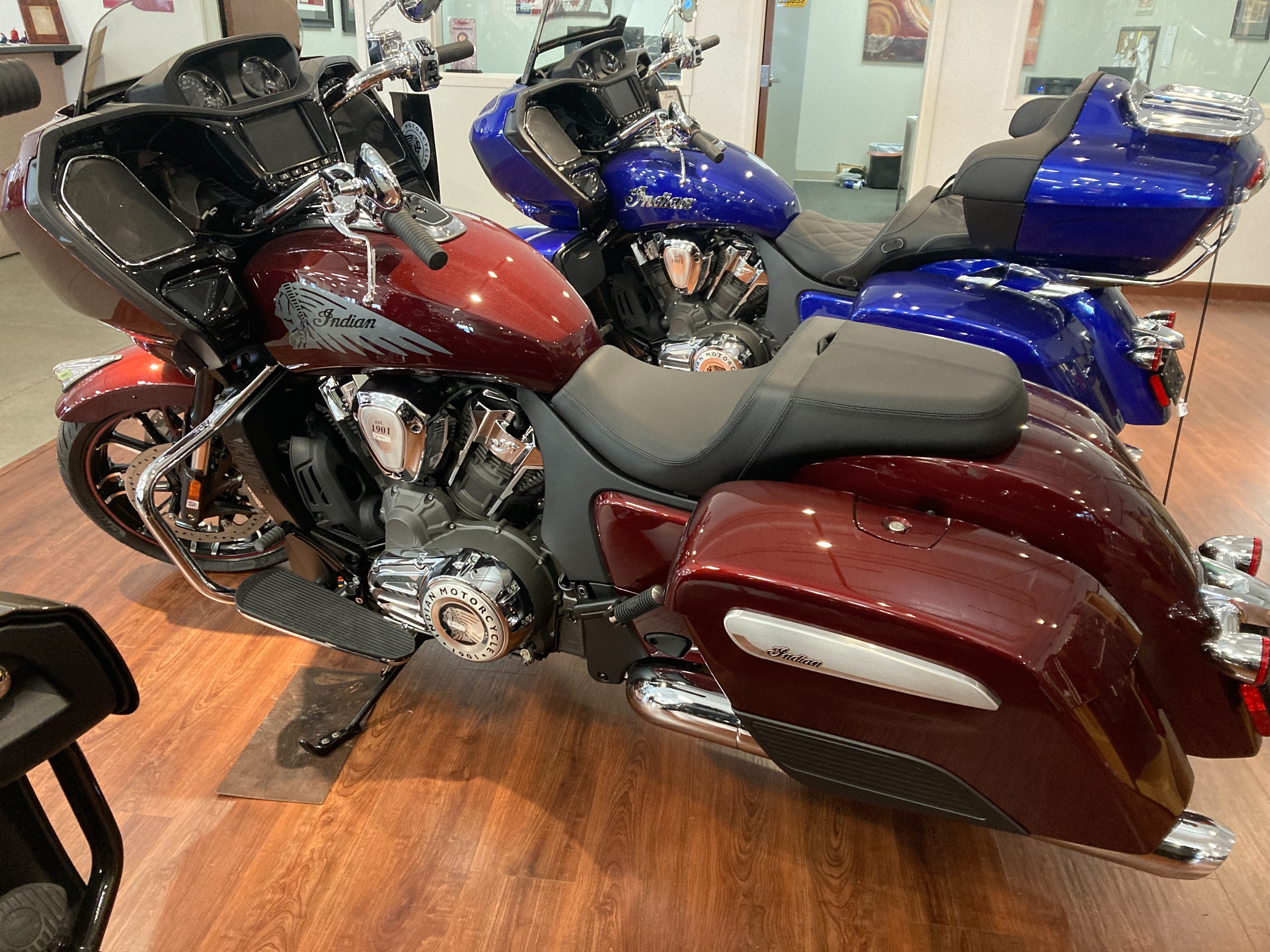 2022 Indian Motorcycle Challenger Limited at Brenny's Motorcycle Clinic, Bettendorf, IA 52722
