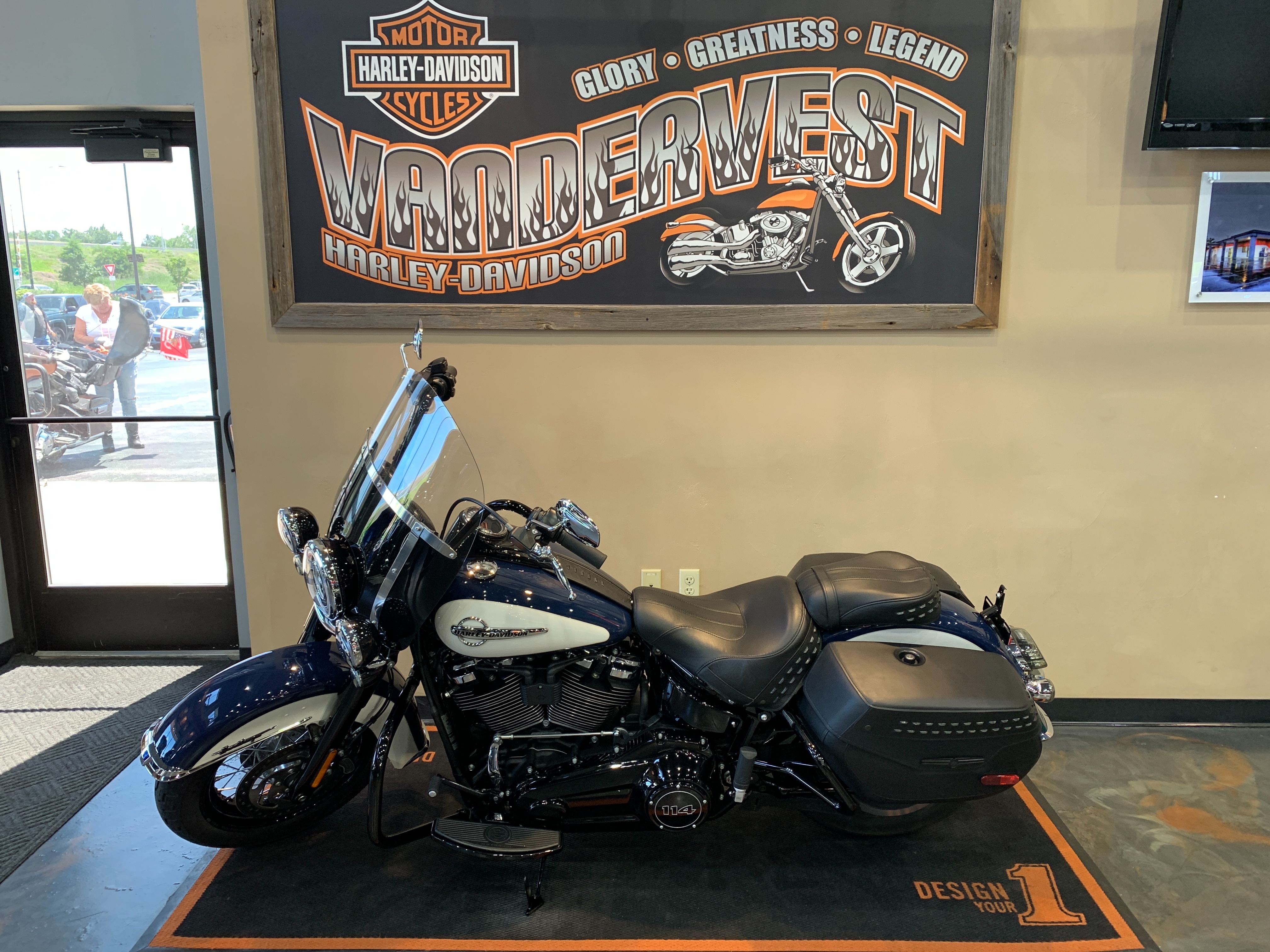 2019 Harley-Davidson Softail Heritage Classic 114 at Vandervest Harley-Davidson, Green Bay, WI 54303