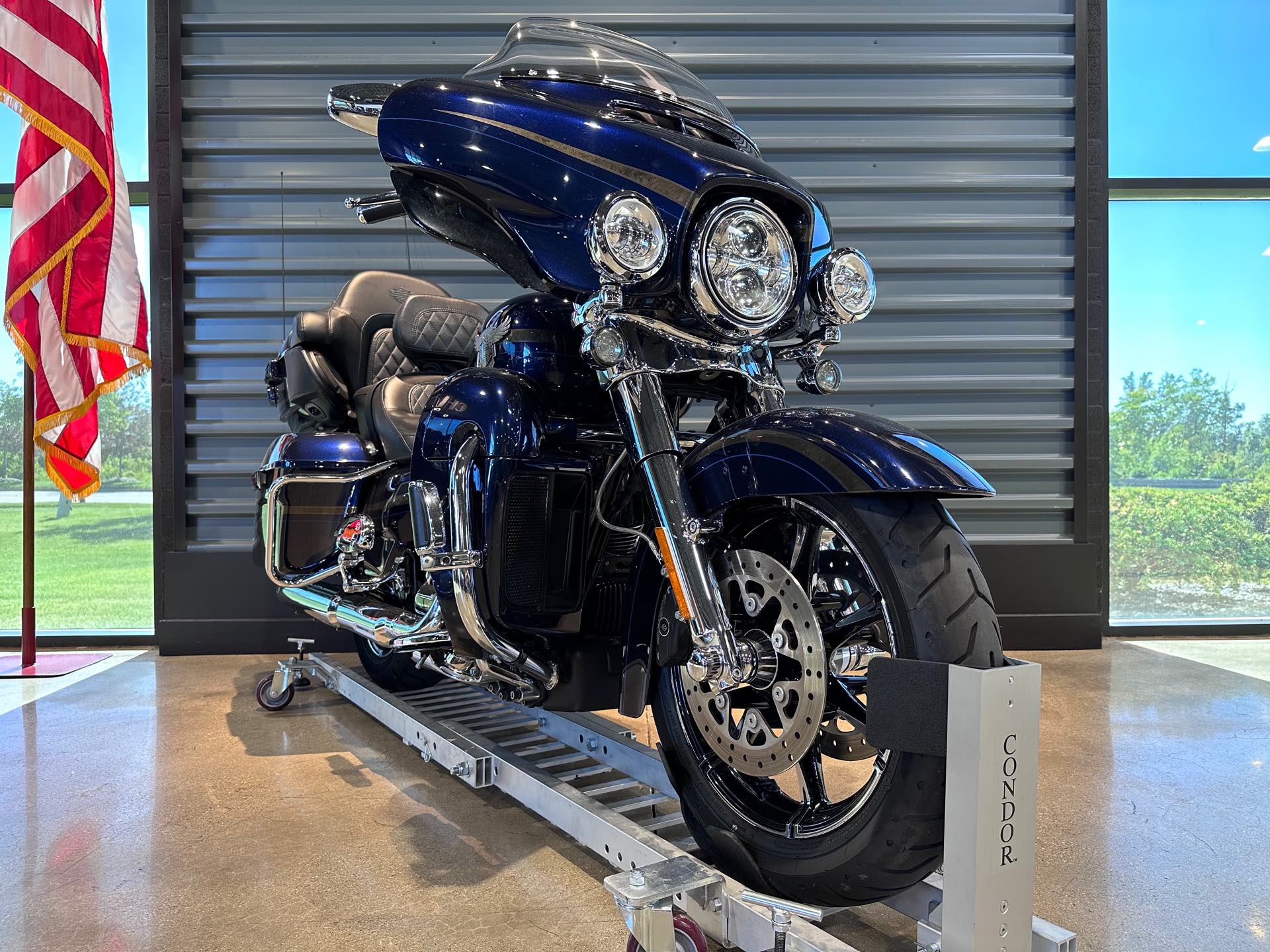 2018 Harley-Davidson Electra Glide CVO Limited at Chi-Town Harley-Davidson