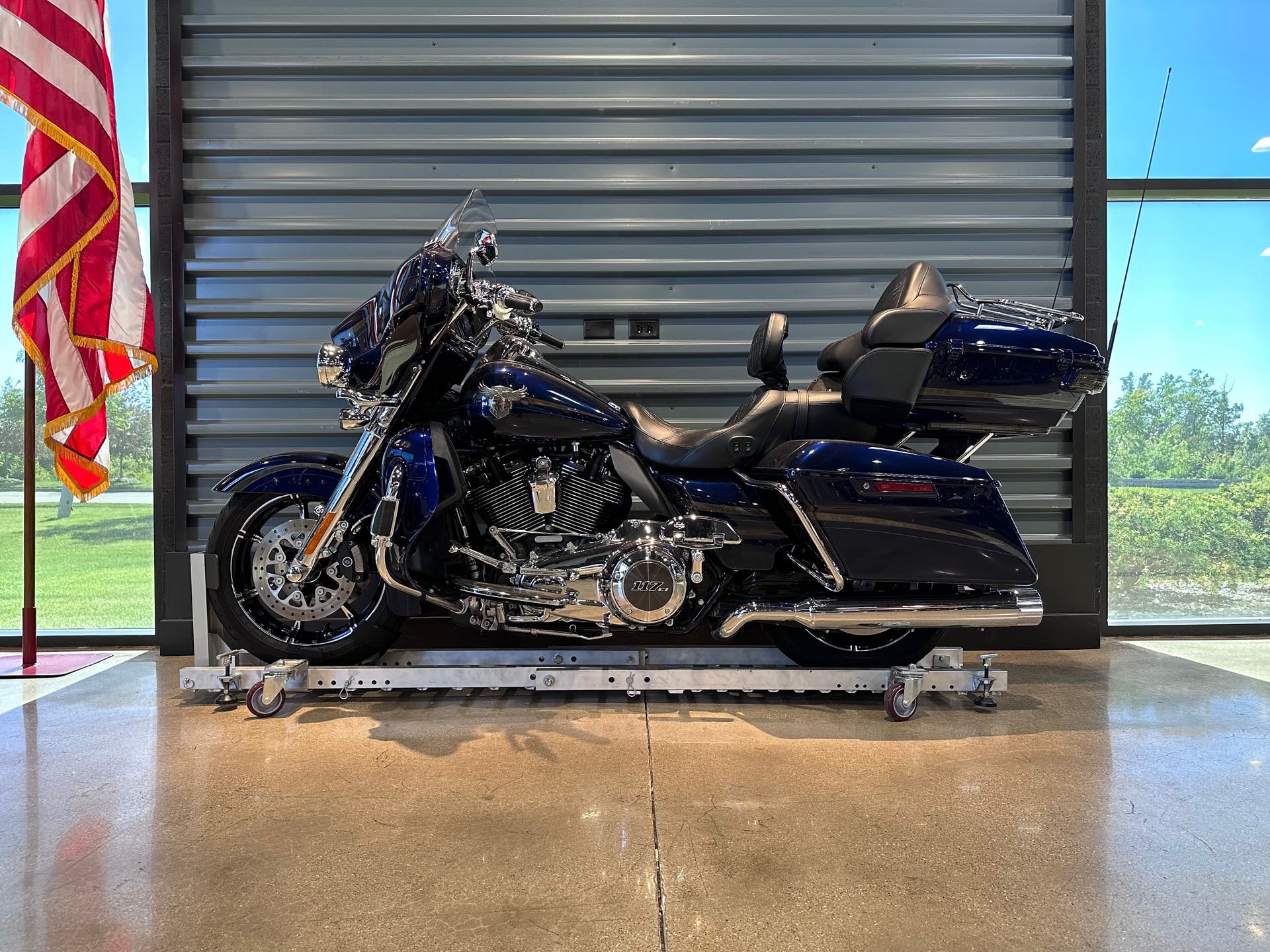 2018 Harley-Davidson Electra Glide CVO Limited at Chi-Town Harley-Davidson