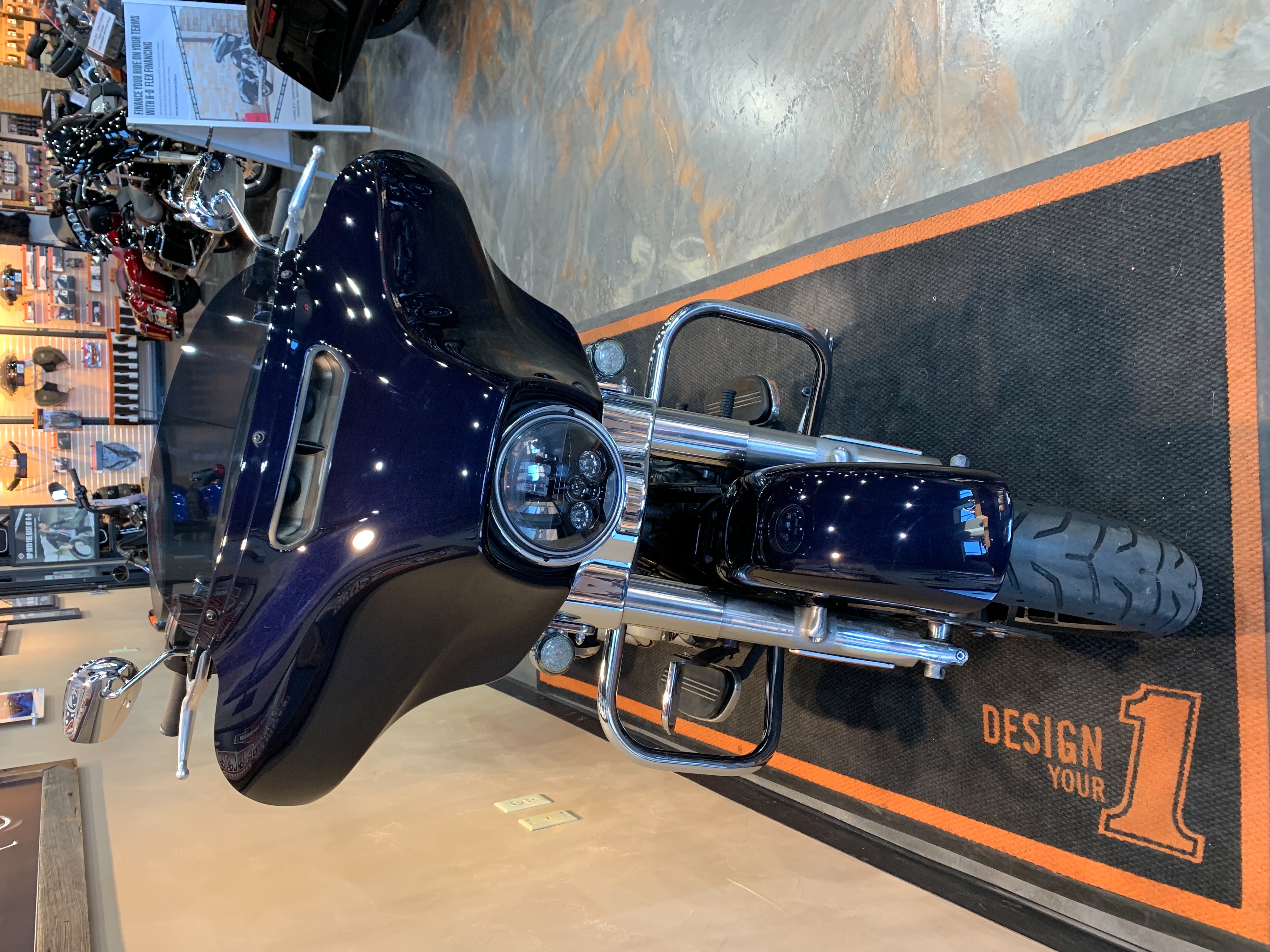 2019 Harley-Davidson Street Glide Base at Vandervest Harley-Davidson, Green Bay, WI 54303