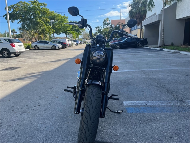 2022 Indian Chief Bobber Base at Fort Lauderdale