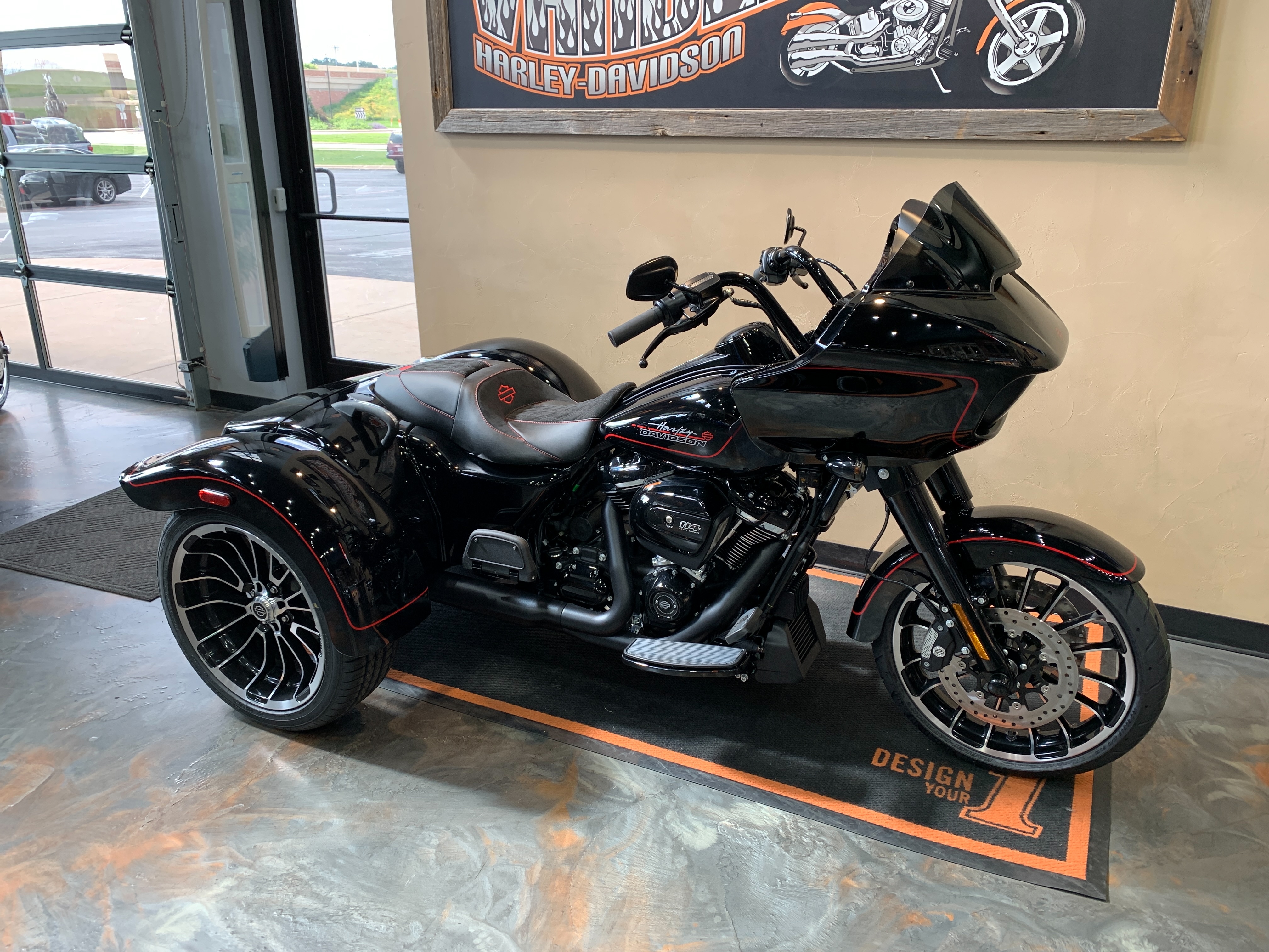 2024 Harley-Davidson Trike Road Glide 3 at Vandervest Harley-Davidson, Green Bay, WI 54303