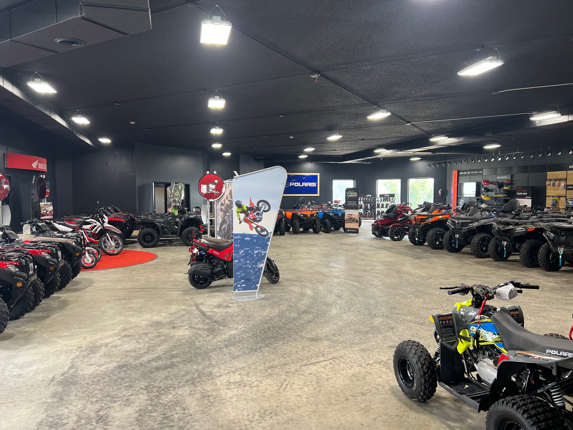 2024 Can-Am Outlander DPS 500 at Iron Hill Powersports