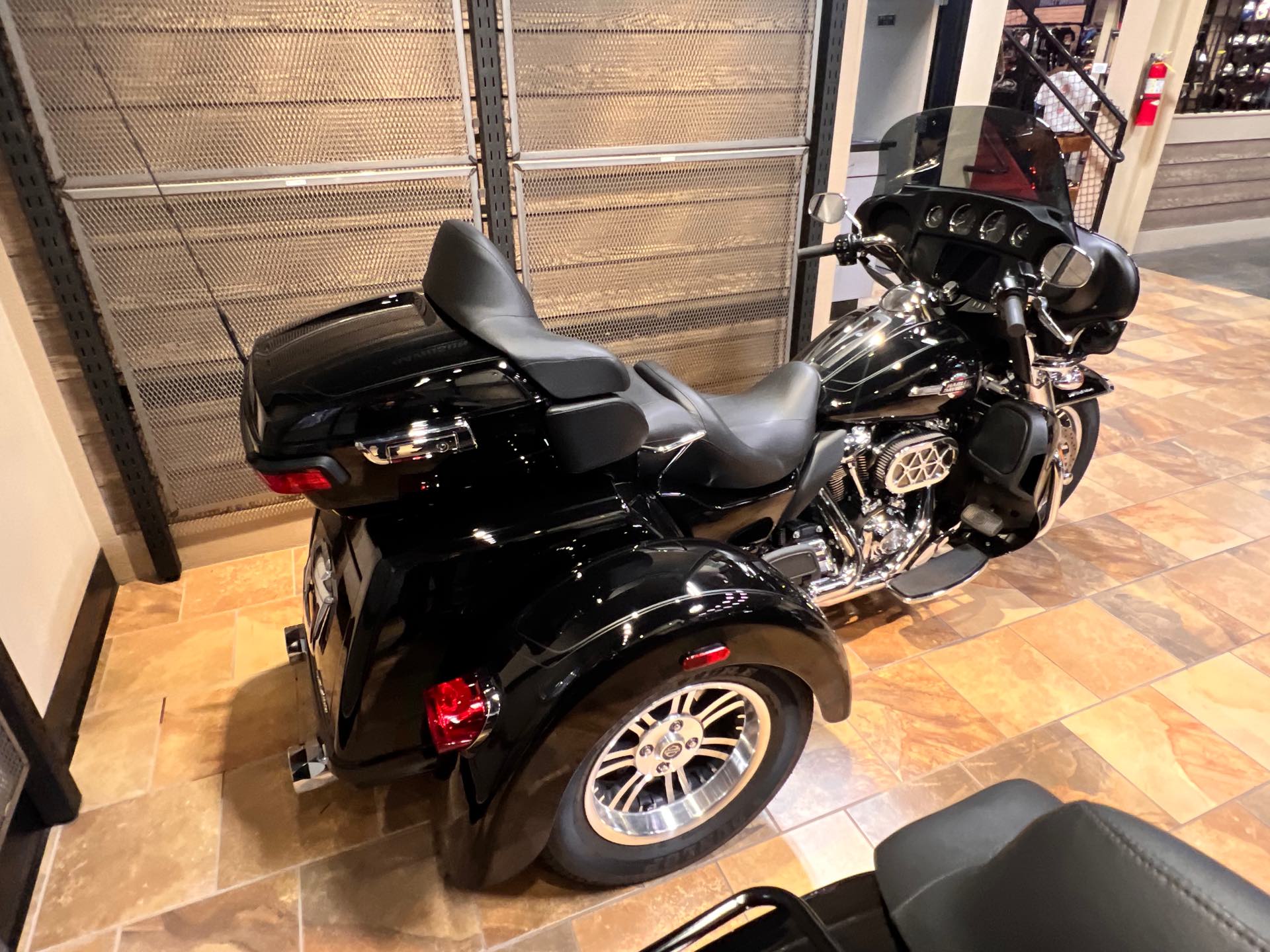 2023 Harley-Davidson Trike Tri Glide Ultra at Man O'War Harley-Davidson®