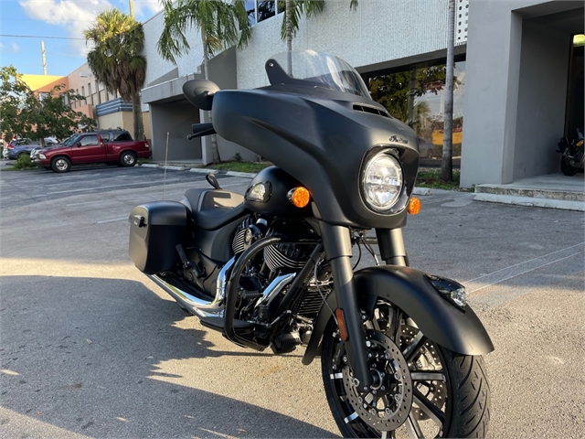 2022 Indian Chieftain Dark Horse at Fort Lauderdale