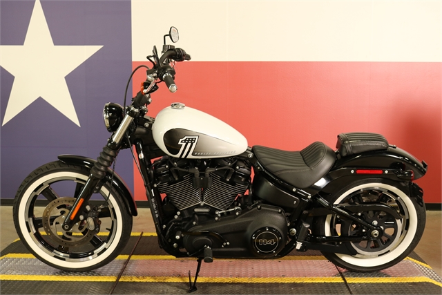 2021 Harley-Davidson Street Bob 114 at Texas Harley