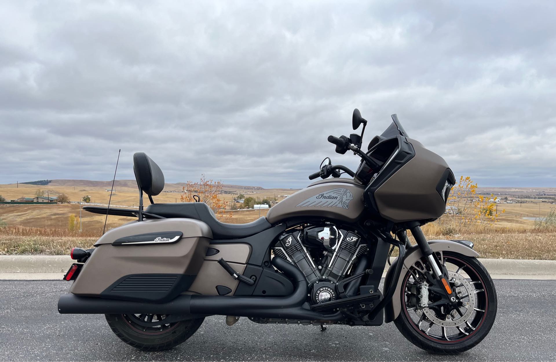 2021 Indian Motorcycle Challenger Dark Horse at Mount Rushmore Motorsports