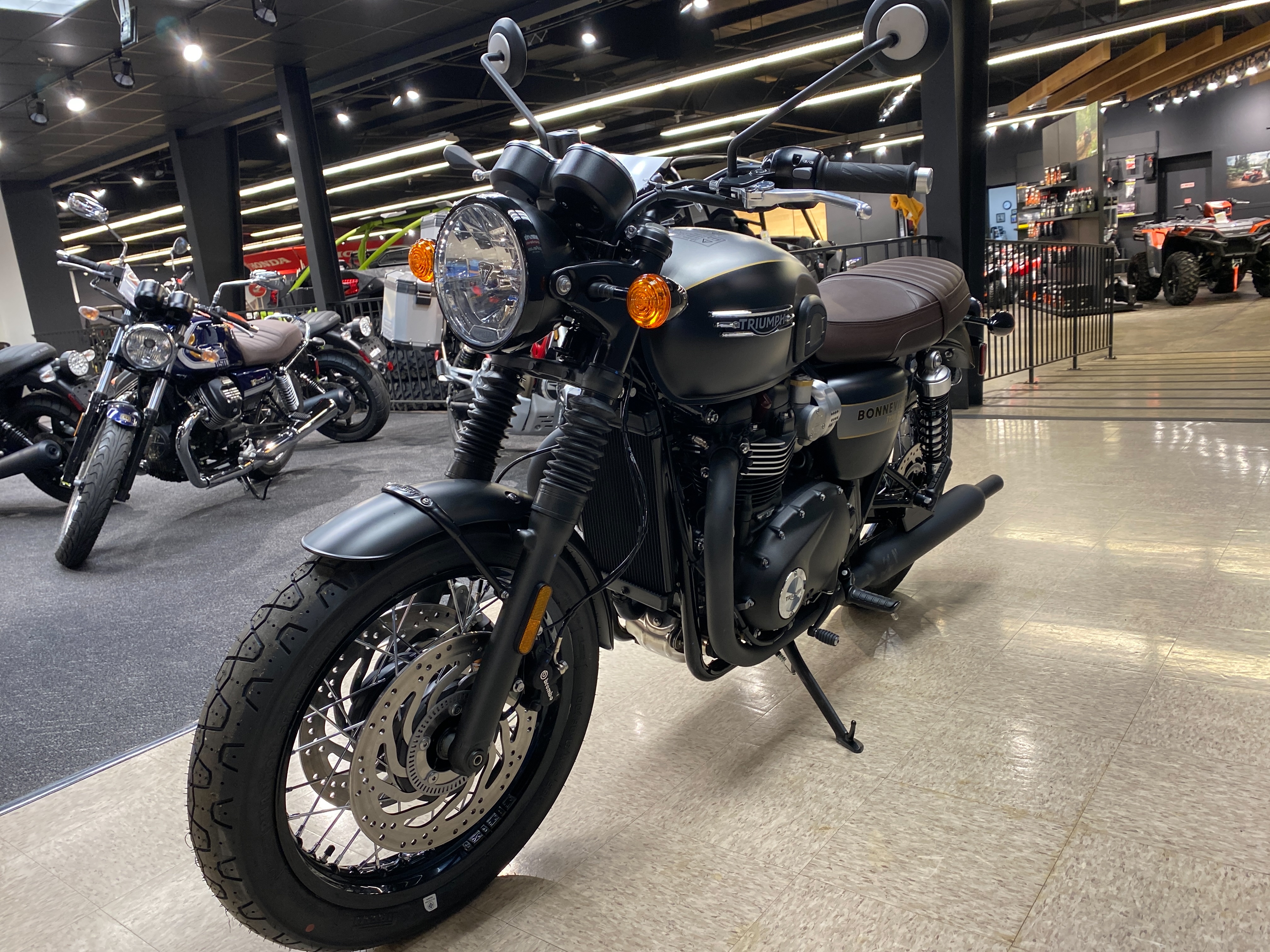 2022 Triumph Bonneville T120 Black at Sloans Motorcycle ATV, Murfreesboro, TN, 37129