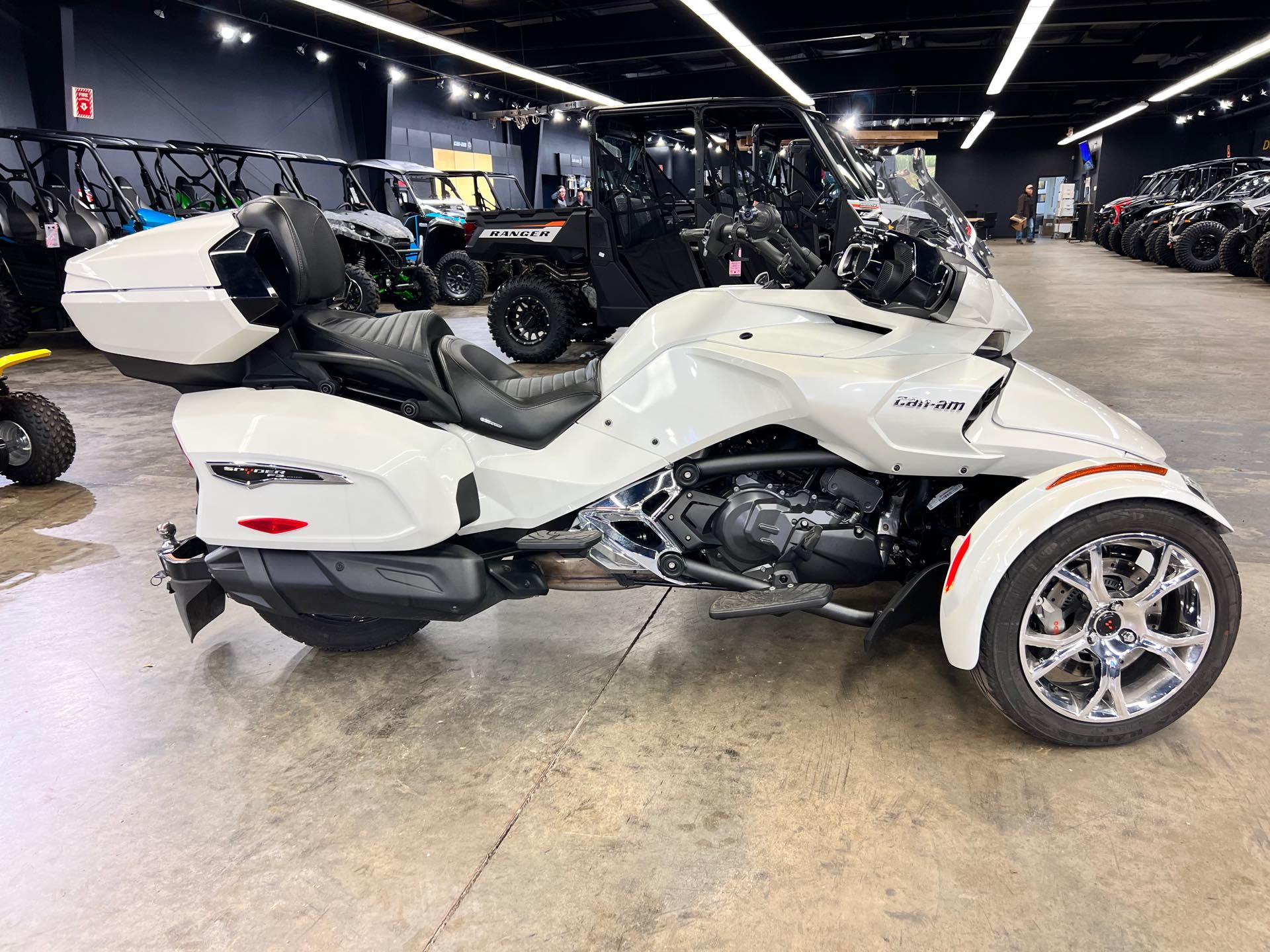 2019 Can-Am Spyder F3 Limited at Sloans Motorcycle ATV, Murfreesboro, TN, 37129
