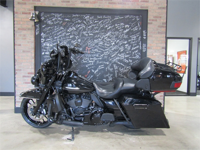 2012 Harley-Davidson Electra Glide Ultra Limited at Cox's Double Eagle Harley-Davidson