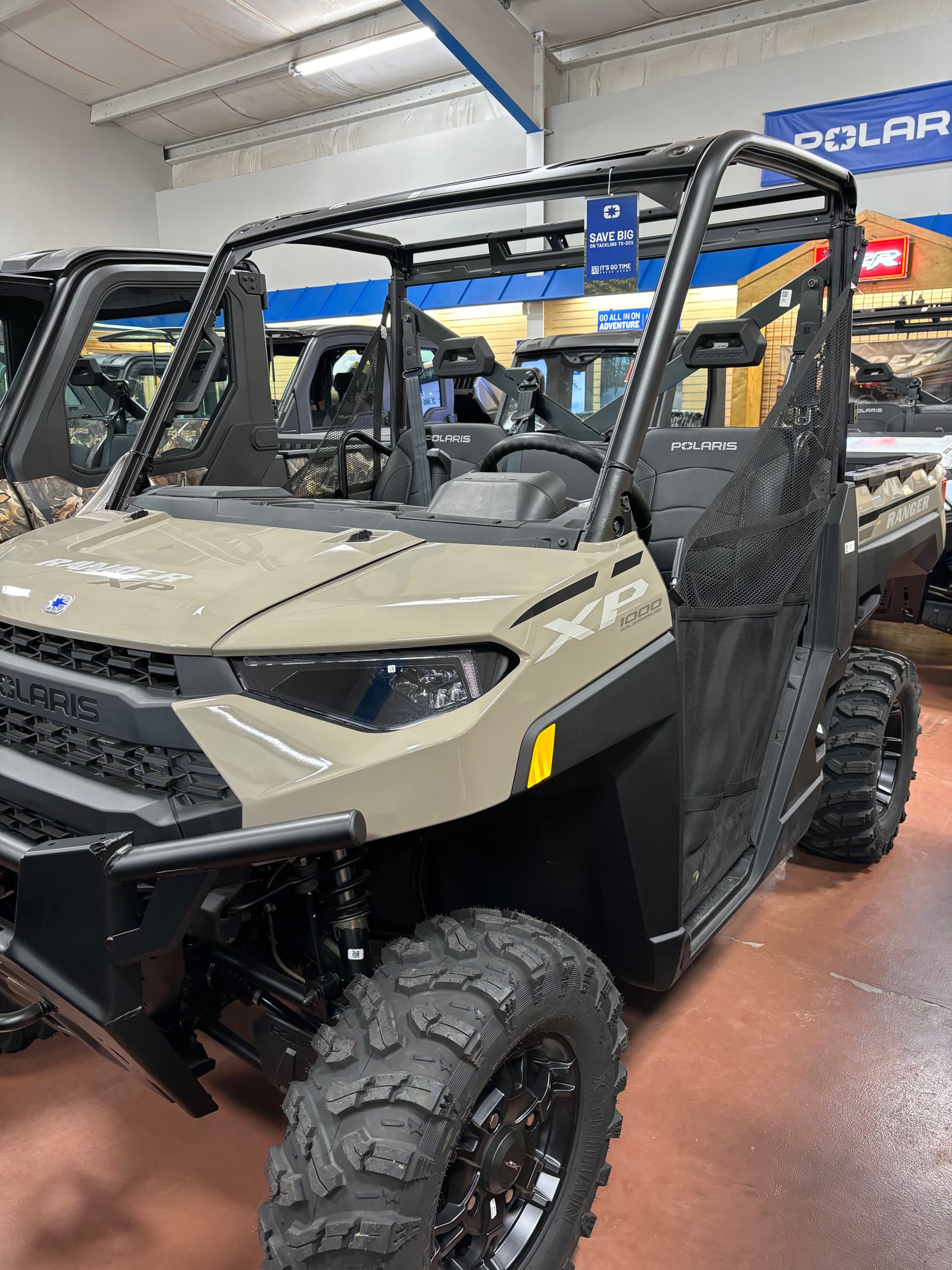 2024 Polaris Ranger XP 1000 Premium at Midwest Polaris, Batavia, OH 45103