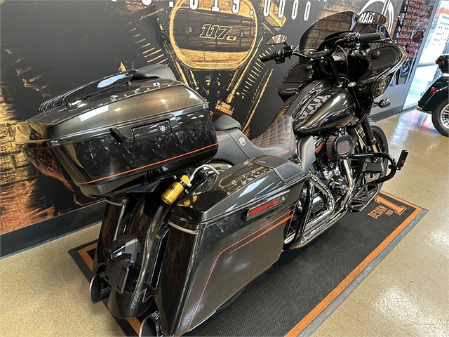 2018 Harley-Davidson Road Glide CVO Road Glide at Hellbender Harley-Davidson