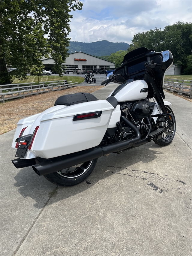 2024 Harley-Davidson Street Glide Base at Harley-Davidson of Asheville