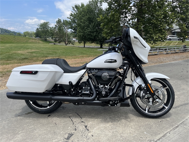 2024 Harley-Davidson Street Glide Base at Harley-Davidson of Asheville