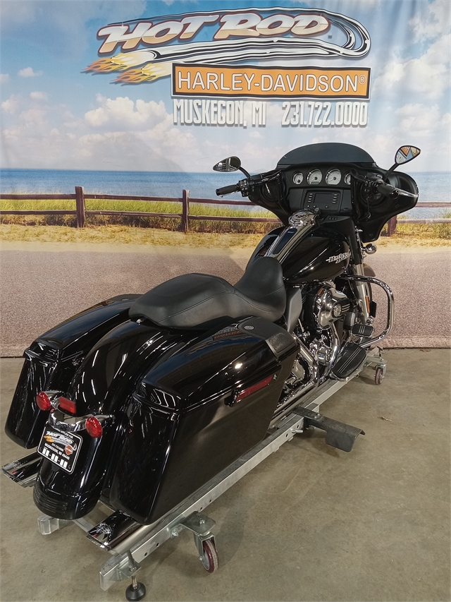 2015 Harley-Davidson Street Glide Base at Hot Rod Harley-Davidson