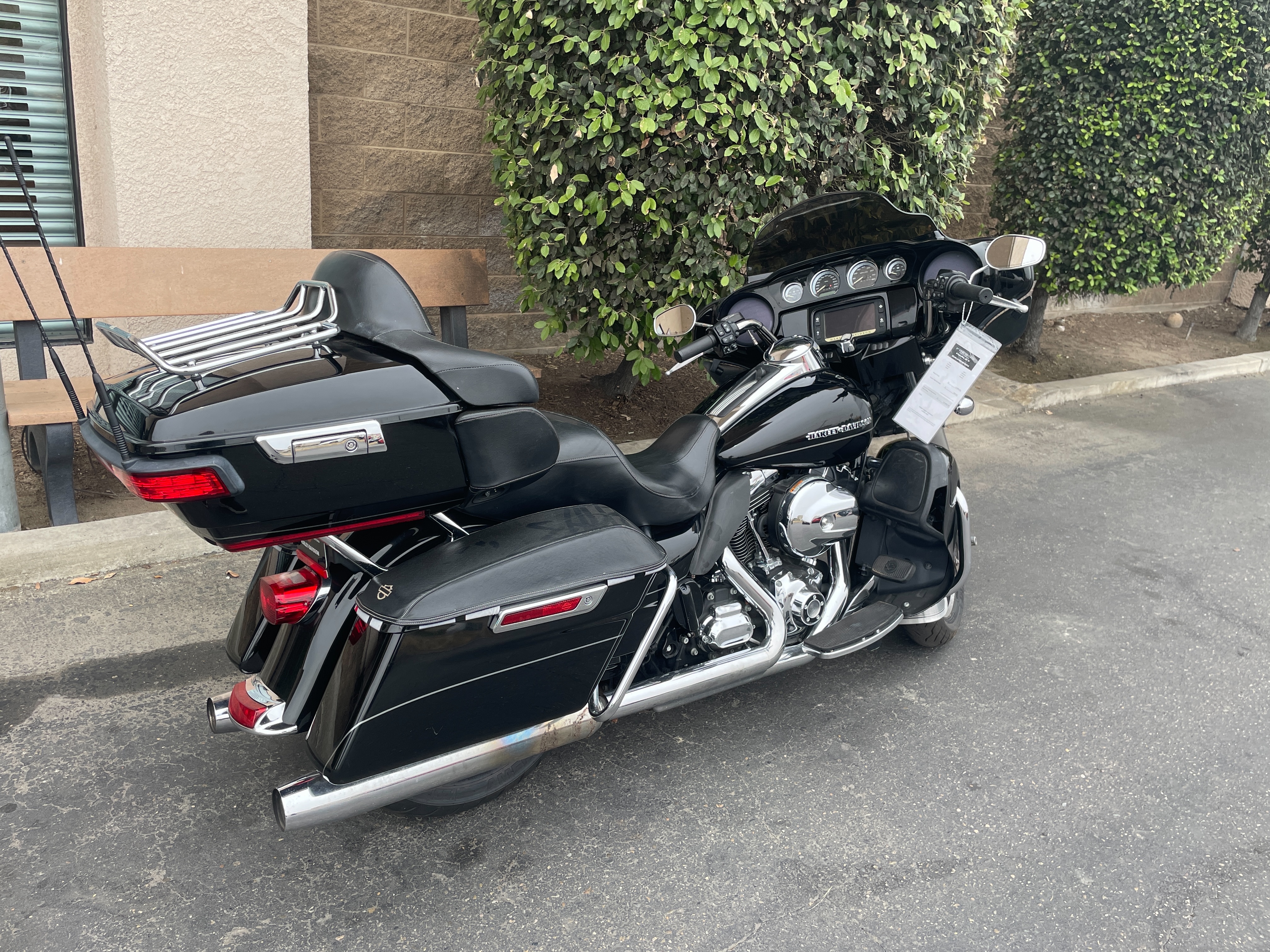 2016 Harley-Davidson Electra Glide Ultra Limited Low at Fresno Harley-Davidson
