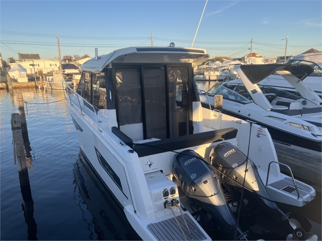 2020 Jeanneau NC 895 Merry Fisher 895 at Baywood Marina