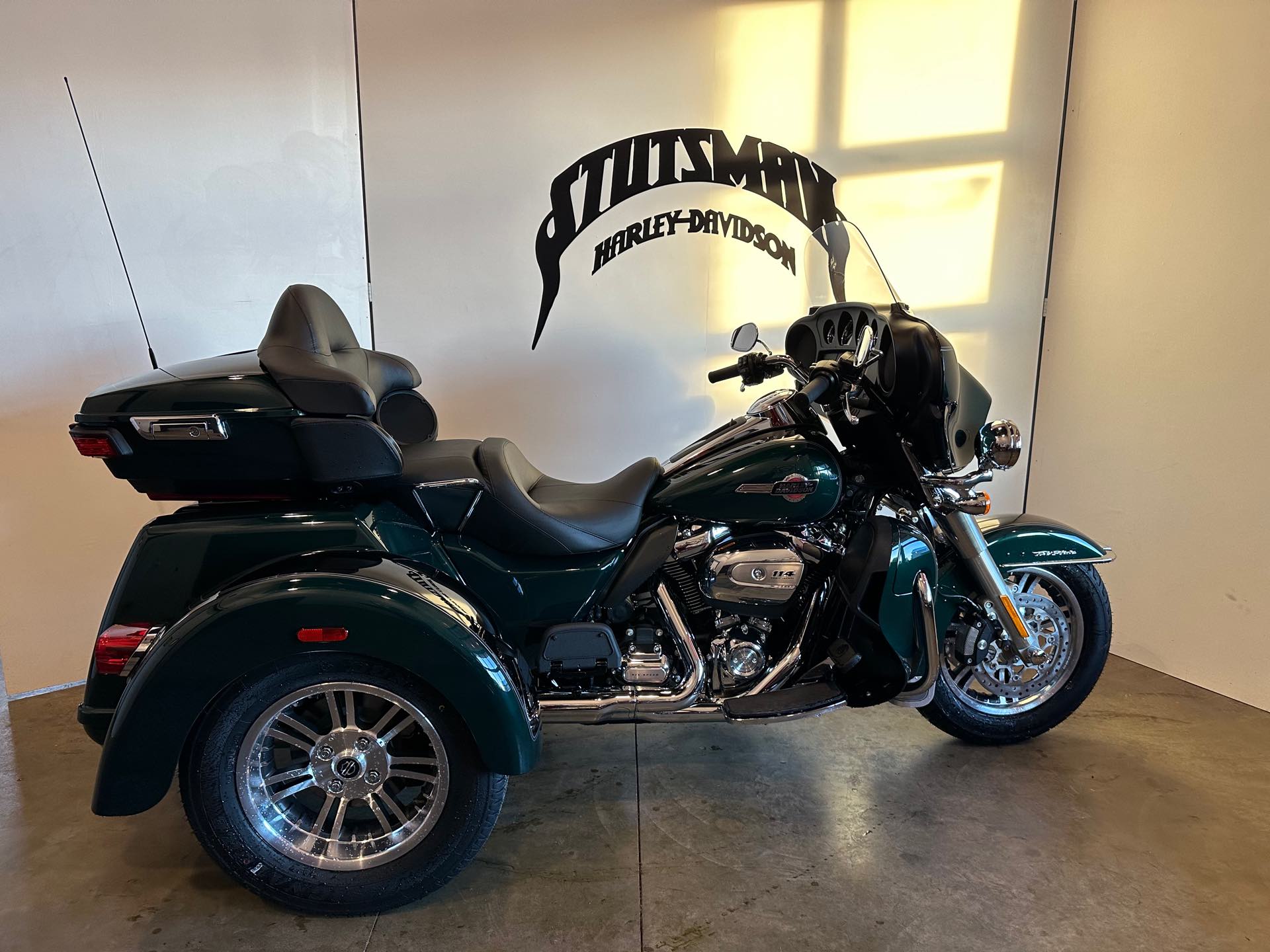 2024 Harley-Davidson Trike Tri Glide Ultra at Stutsman Harley-Davidson