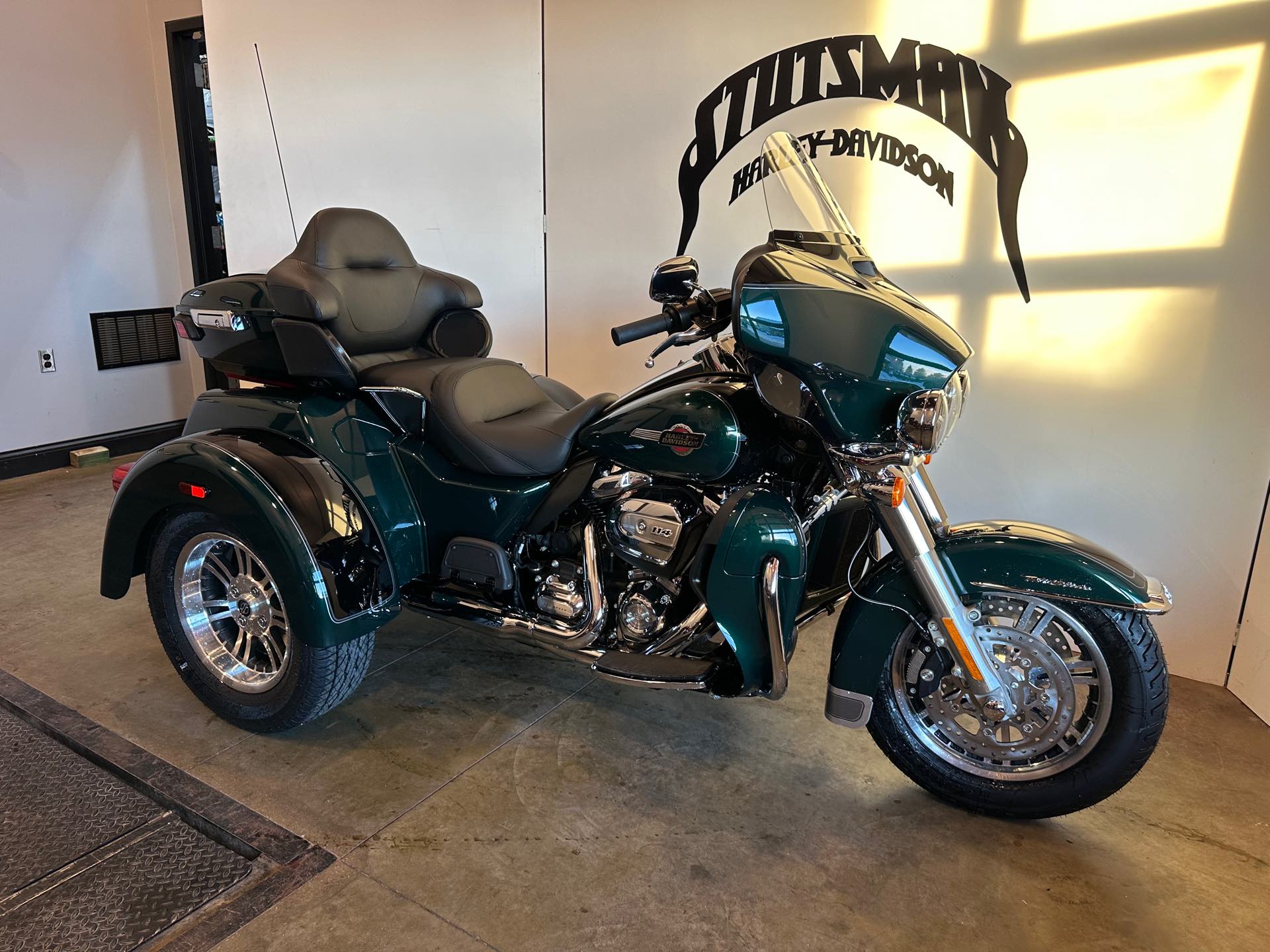 2024 Harley-Davidson Trike Tri Glide Ultra at Stutsman Harley-Davidson