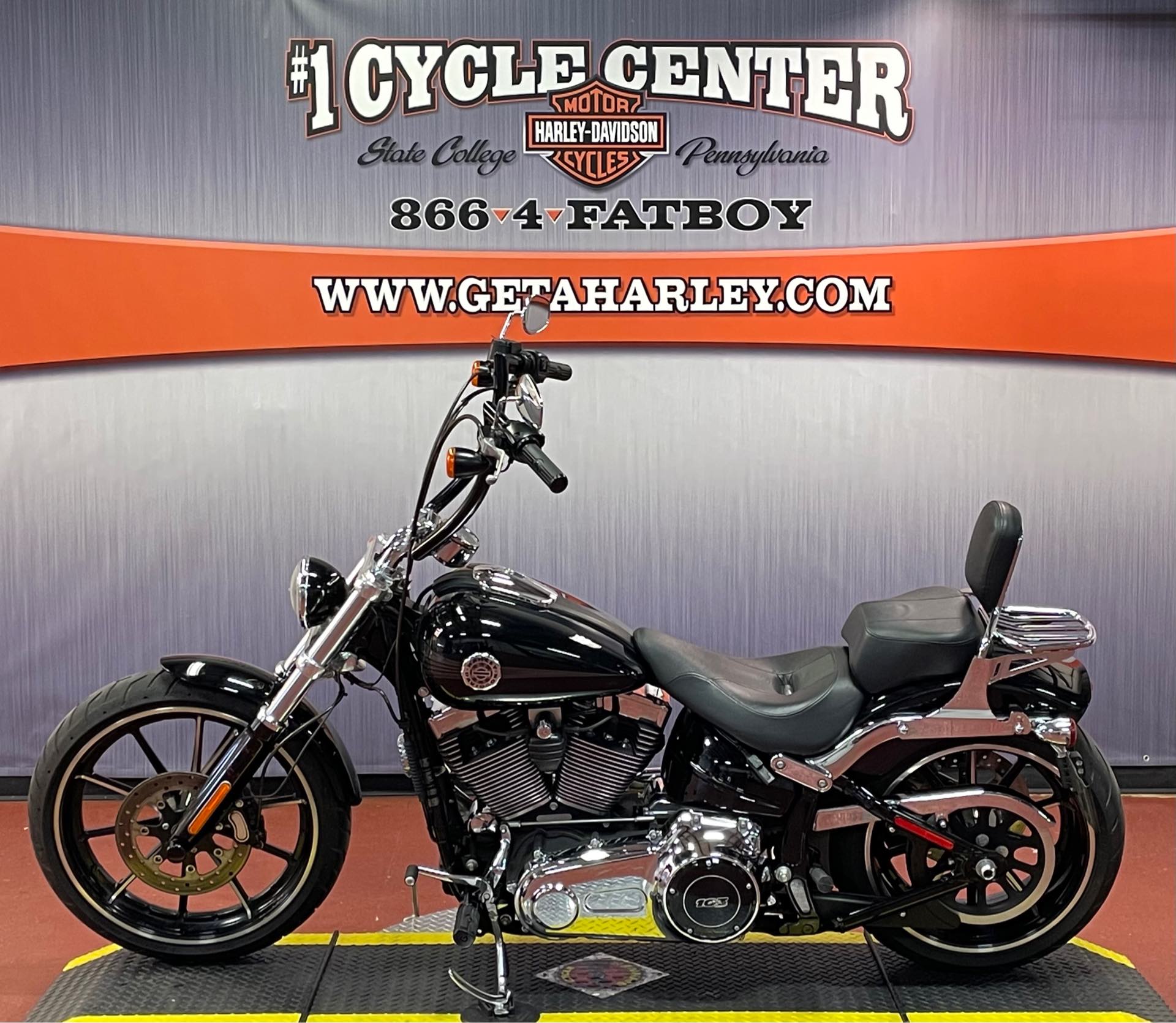 2014 Harley-Davidson Softail Breakout at #1 Cycle Center Harley-Davidson