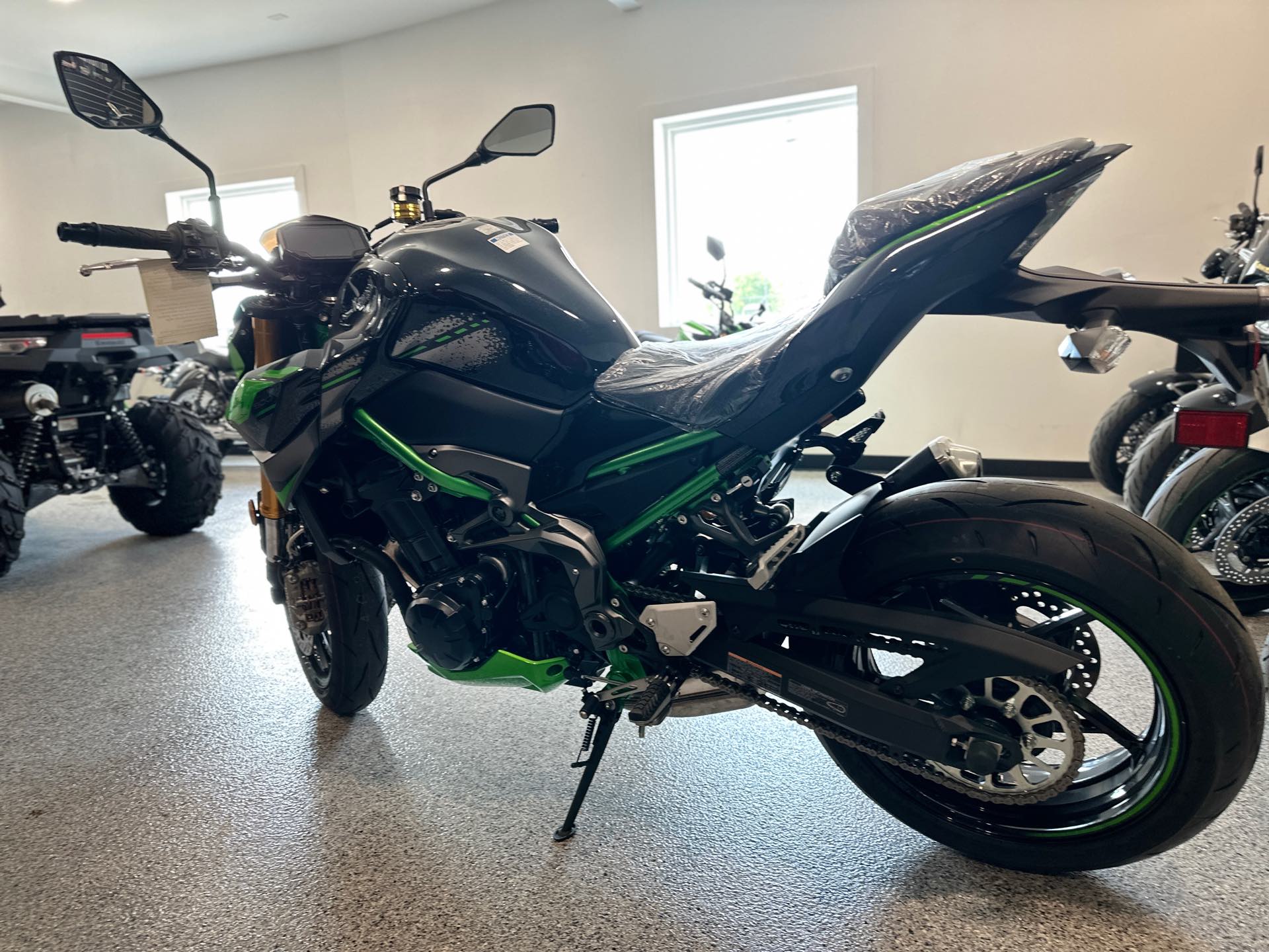 2024 Kawasaki Z900 SE at Big River Motorsports