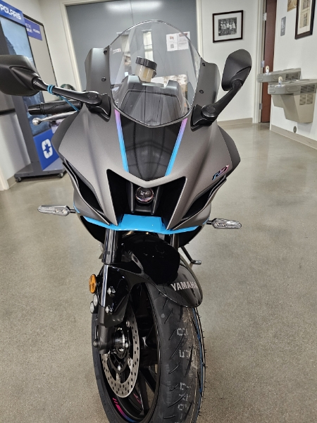 2024 Yamaha YZF R7 at Brenny's Motorcycle Clinic, Bettendorf, IA 52722