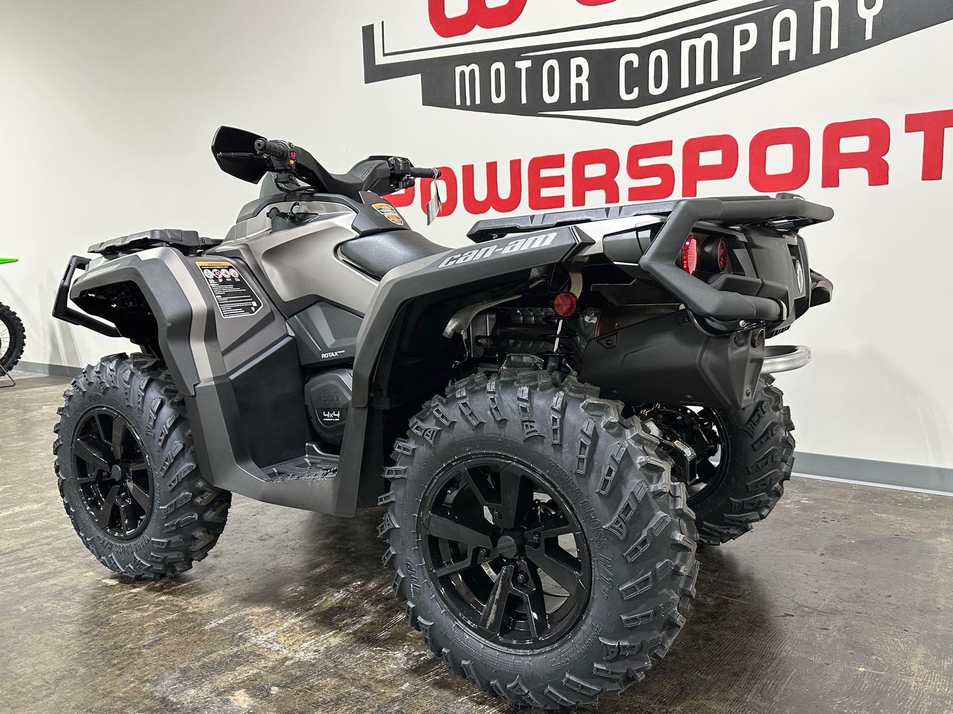 2023 Can-Am 2JPE at Wood Powersports Harrison