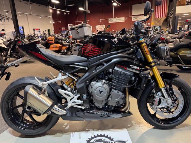 2025 Triumph Speed Triple 1200 RS at Martin Moto