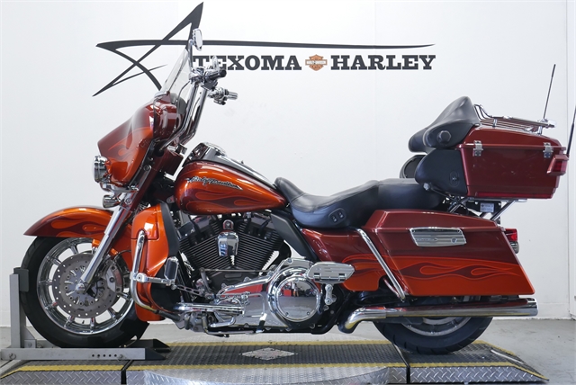 2010 Harley-Davidson FLHTCUSE5 at Texoma Harley-Davidson