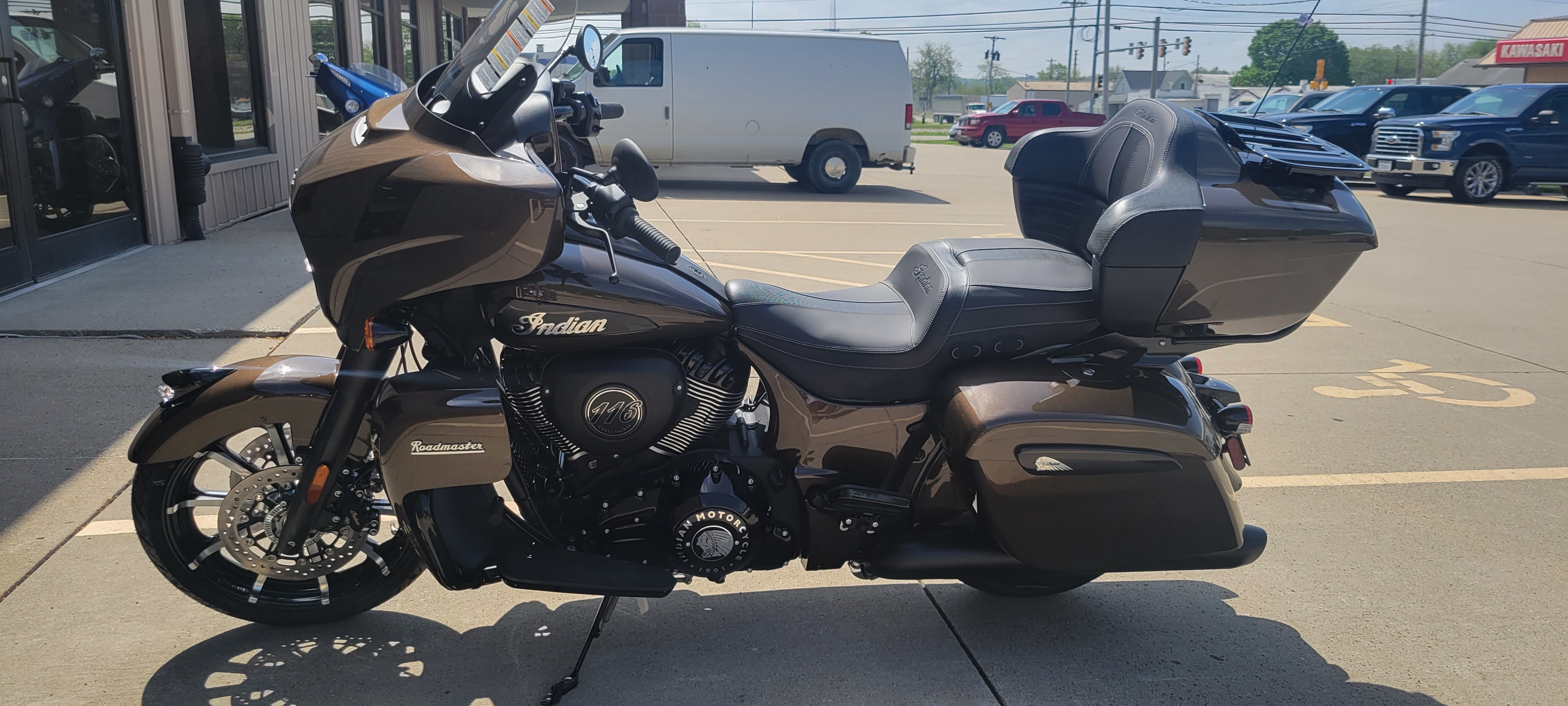 2023 Indian Motorcycle Roadmaster Dark Horse at Brenny's Motorcycle Clinic, Bettendorf, IA 52722
