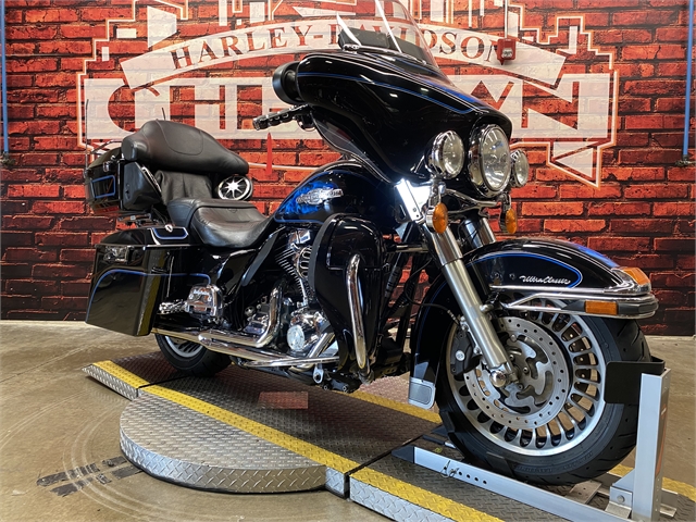 2011 Harley-Davidson Electra Glide Ultra Classic at Chi-Town Harley-Davidson
