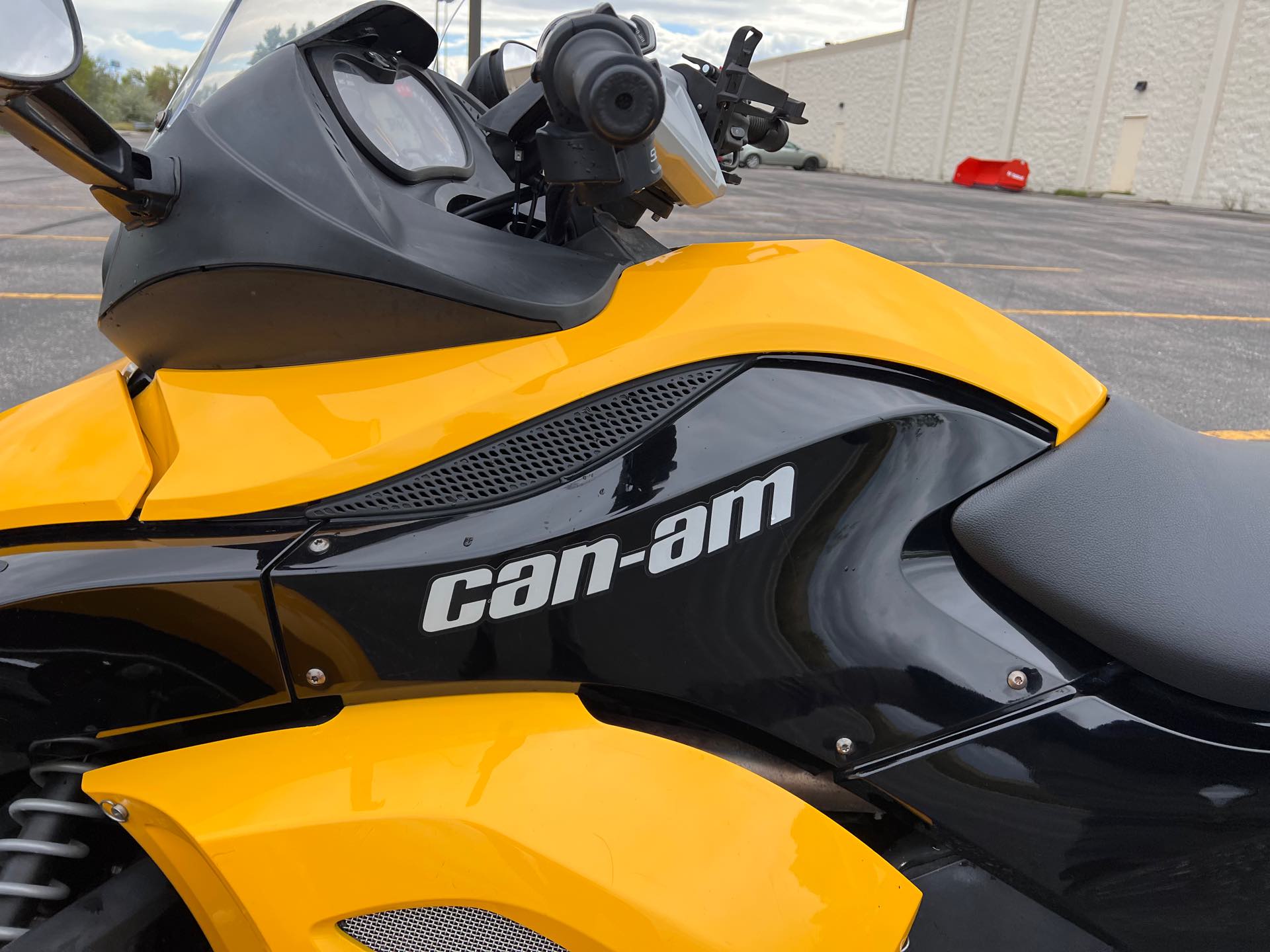 2009 Can-Am Spyder Roadster SE5 at Mount Rushmore Motorsports