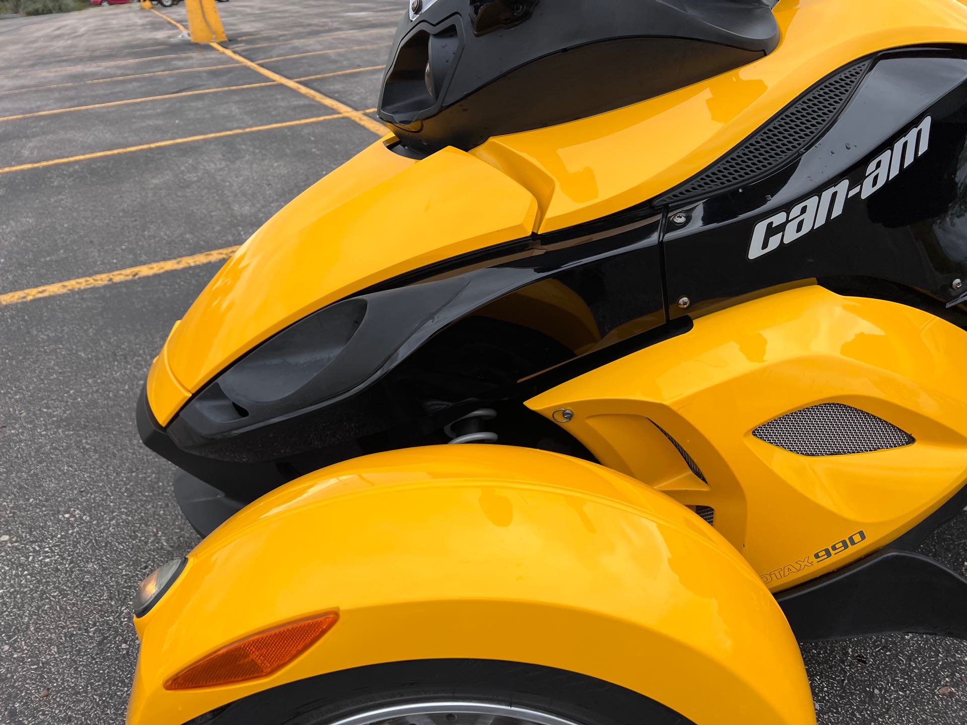 2009 Can-Am Spyder Roadster SE5 at Mount Rushmore Motorsports