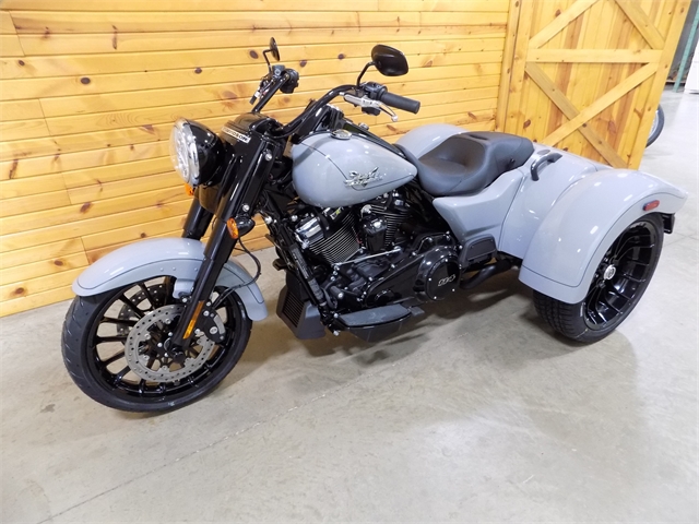 2024 Harley-Davidson FLRT at St. Croix Ural