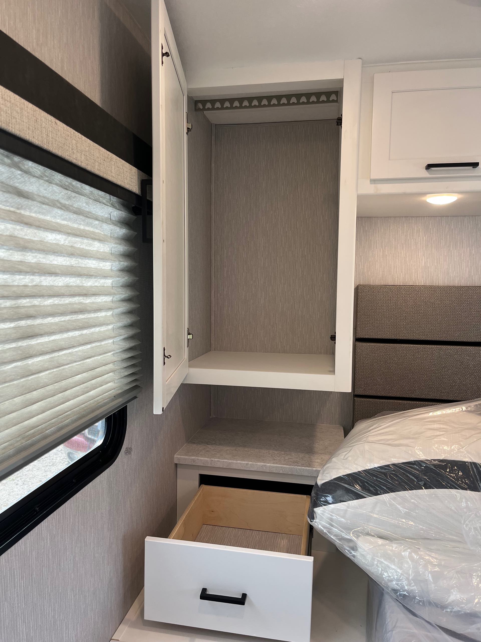 2024 Coachmen Pursuit 29XPS at Prosser's Premium RV Outlet